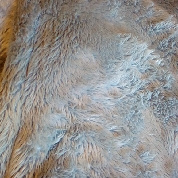 North Face Osito EUC small Woman's: 38"  Silver / Grey - Picture 10 of 12